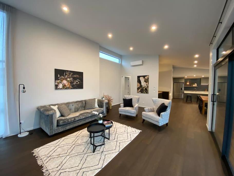 Luxury Escape In Cbd - Walking Distance To Town Villa Tauranga Exteriör bild