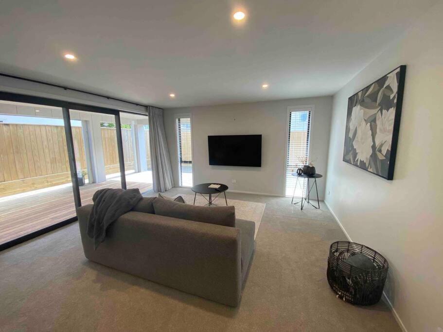 Luxury Escape In Cbd - Walking Distance To Town Villa Tauranga Exteriör bild
